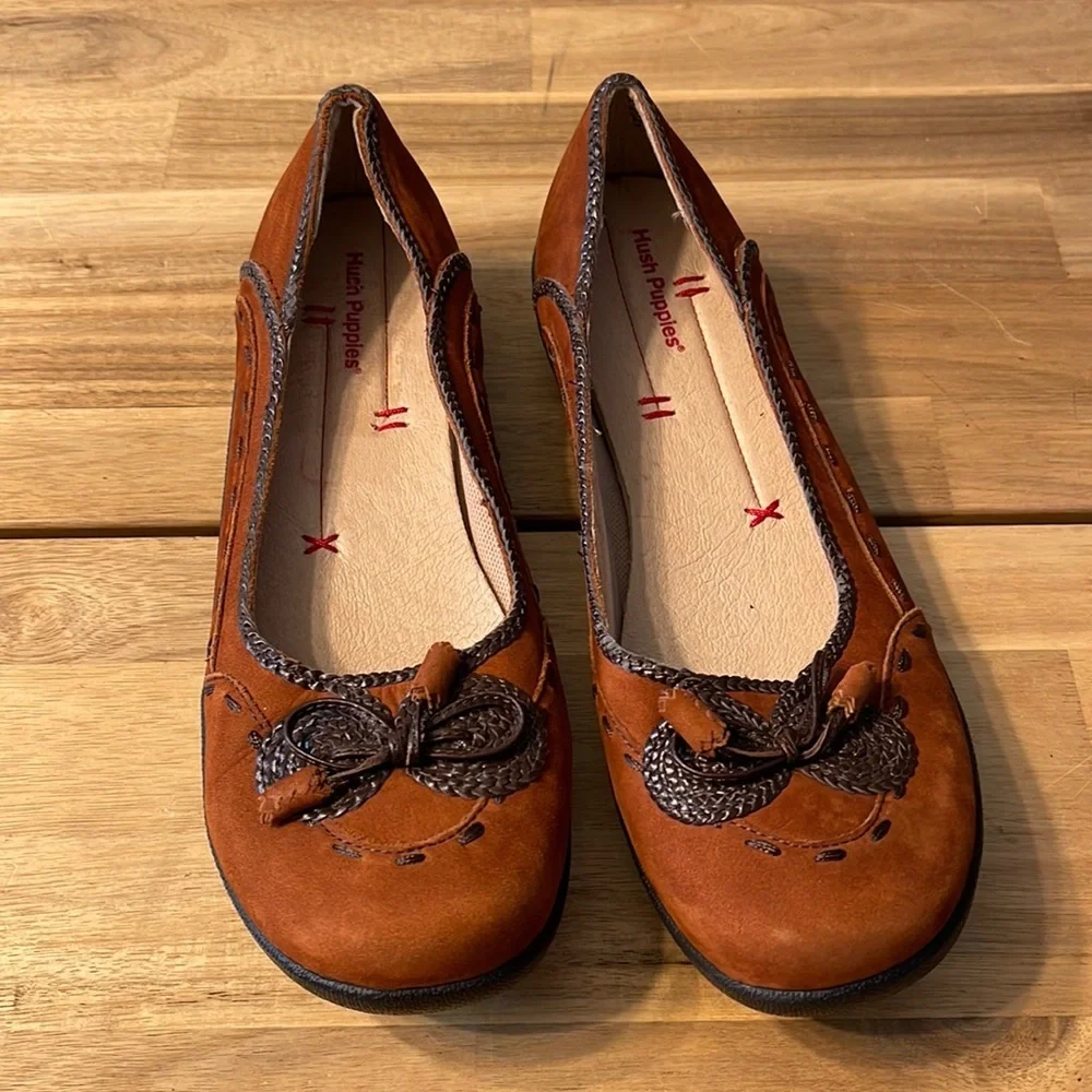 HUSH PUPPIES leather shoes NWOT